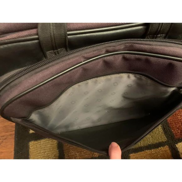 WENGER SWISS ARMY Laptop Case Carry On Shoulder Bag Messenger Briefcase READ - Picture 7 of 10